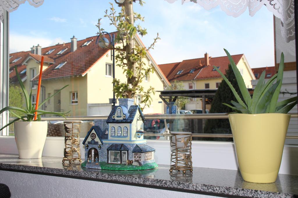 Ferienwohnung Vikolisa Bad Schonborn Exterior photo