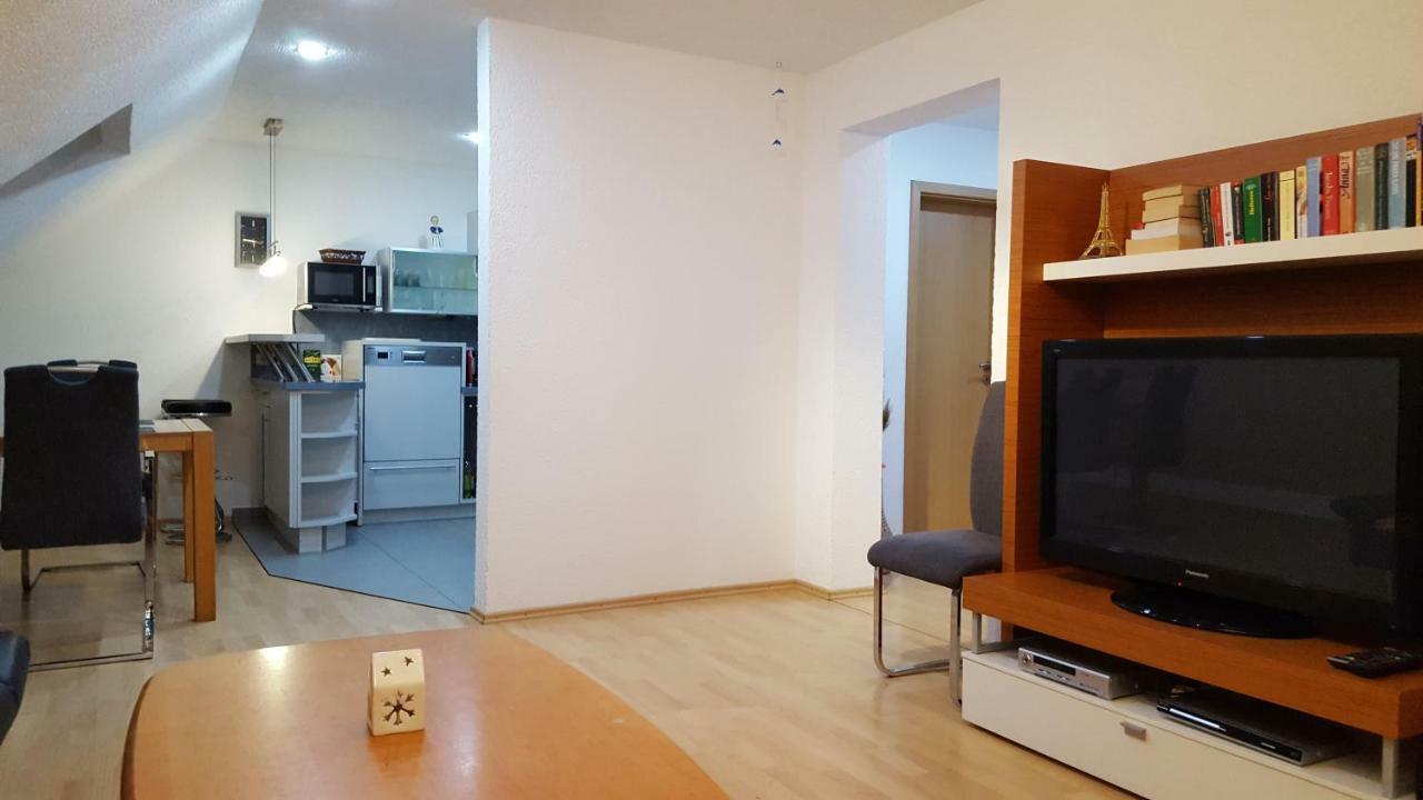 Ferienwohnung Vikolisa Bad Schonborn Exterior photo