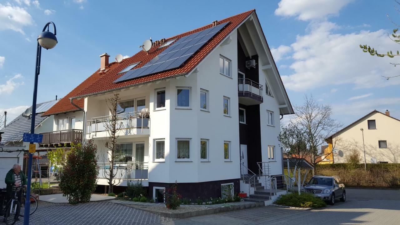 Ferienwohnung Vikolisa Bad Schonborn Exterior photo